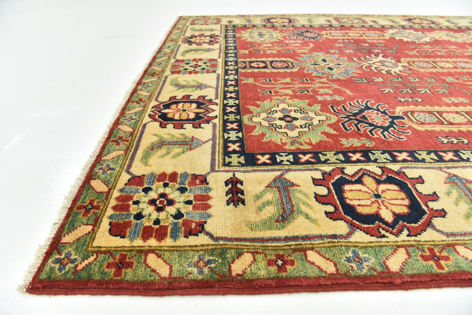 5' 6 x 8' 7 Hand Knotted Kazak Rug