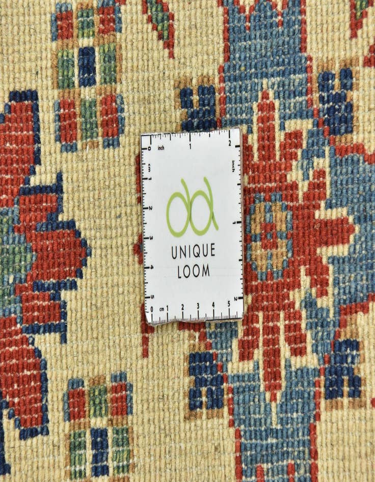 Detail image of 6' 6 x 9' 9  Hand Knotted Kazak Rug