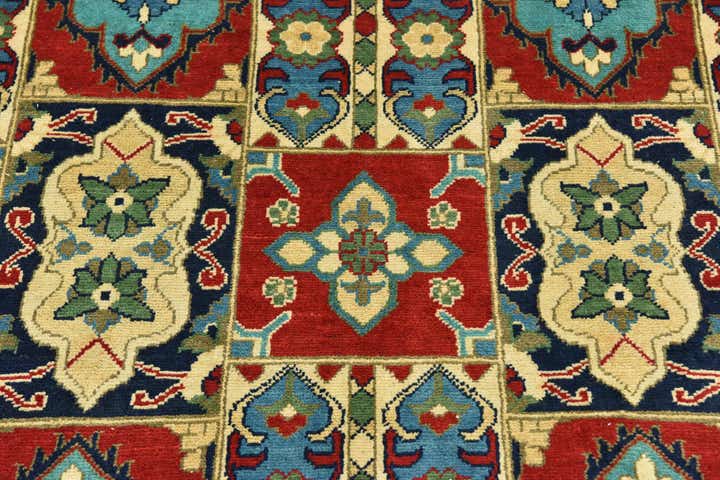 6' 9 x 9' 8 Hand Knotted Kazak Rug