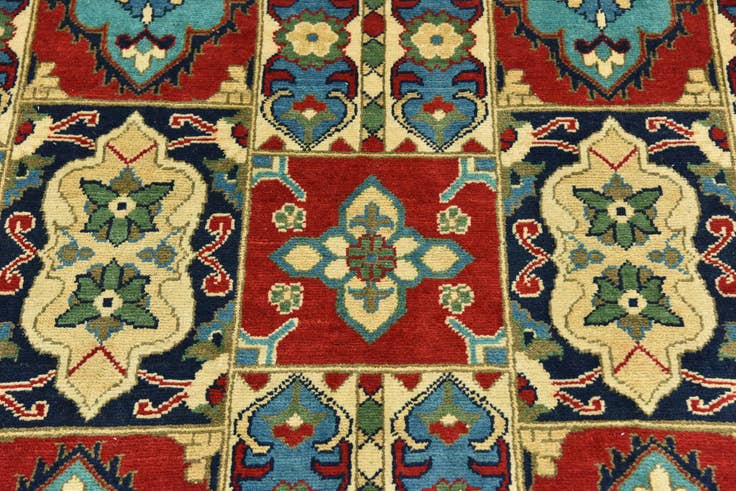 Detail image of 6' 9 x 9' 8 Hand Knotted Kazak Rug