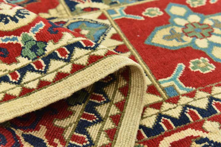 6' 9 x 9' 8 Hand Knotted Kazak Rug