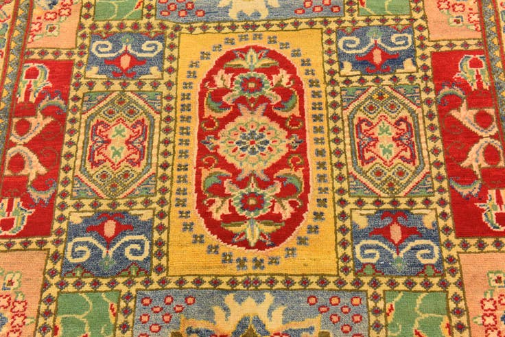 Detail image of 4' 3 x 6' 3 Hand Knotted Kazak Rug