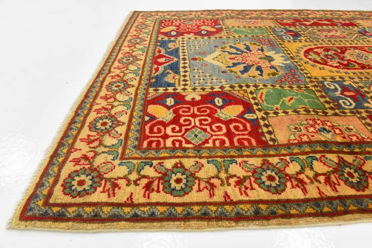 Detail image of 4' 3 x 6' 3 Hand Knotted Kazak Rug