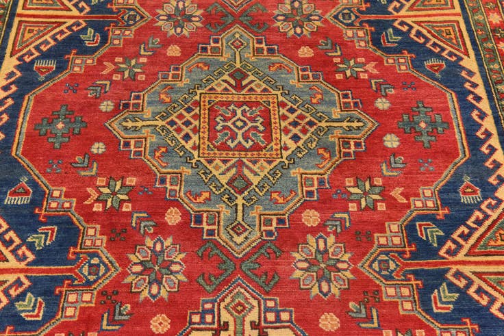 Detail image of 6' 7 x 10' 1 Hand Knotted Kazak Rug