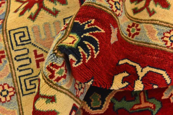 6' 10 x 9' 5 Hand Knotted Kazak Rug