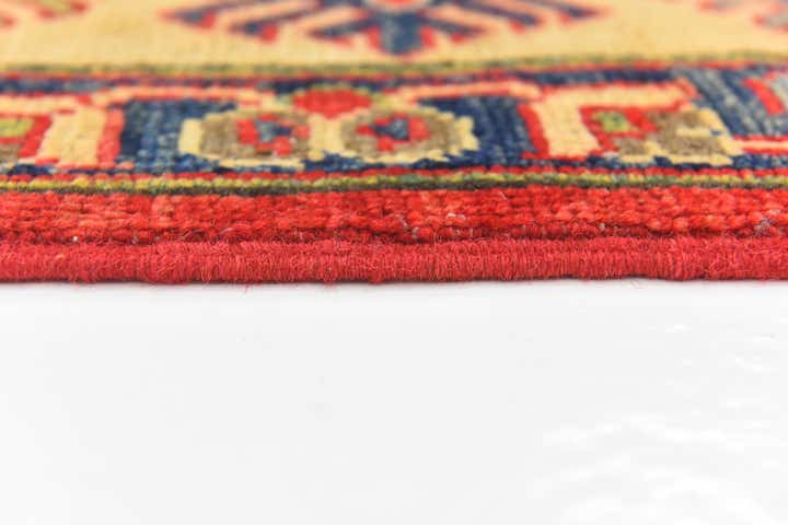 6' x 9' 1 Hand Knotted Kazak Rug