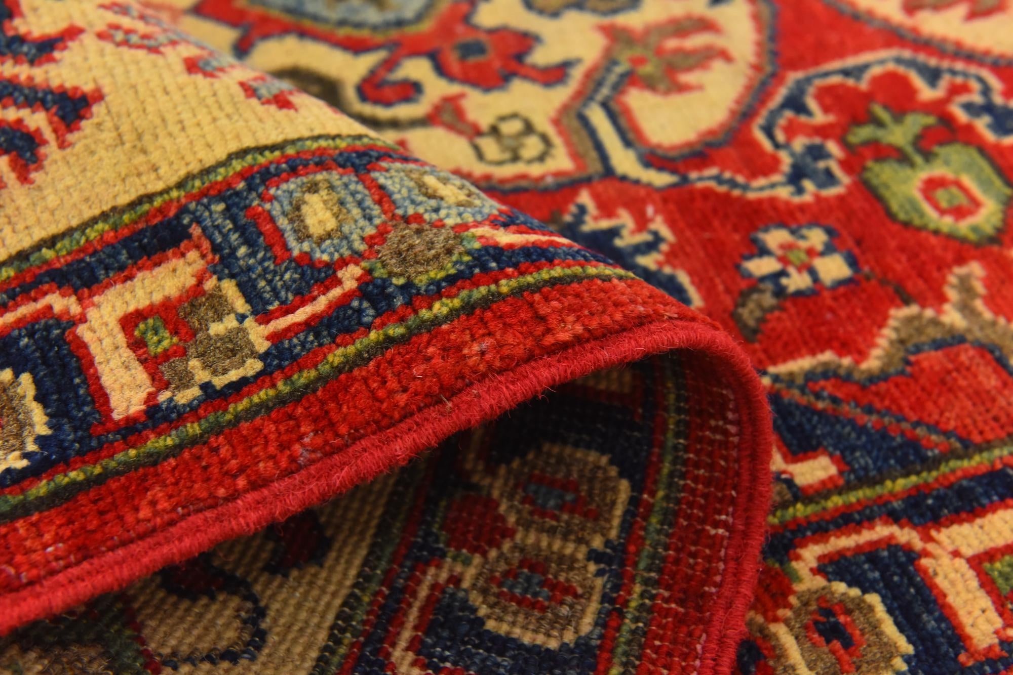 6' x 9' 1 Hand Knotted Kazak Rug