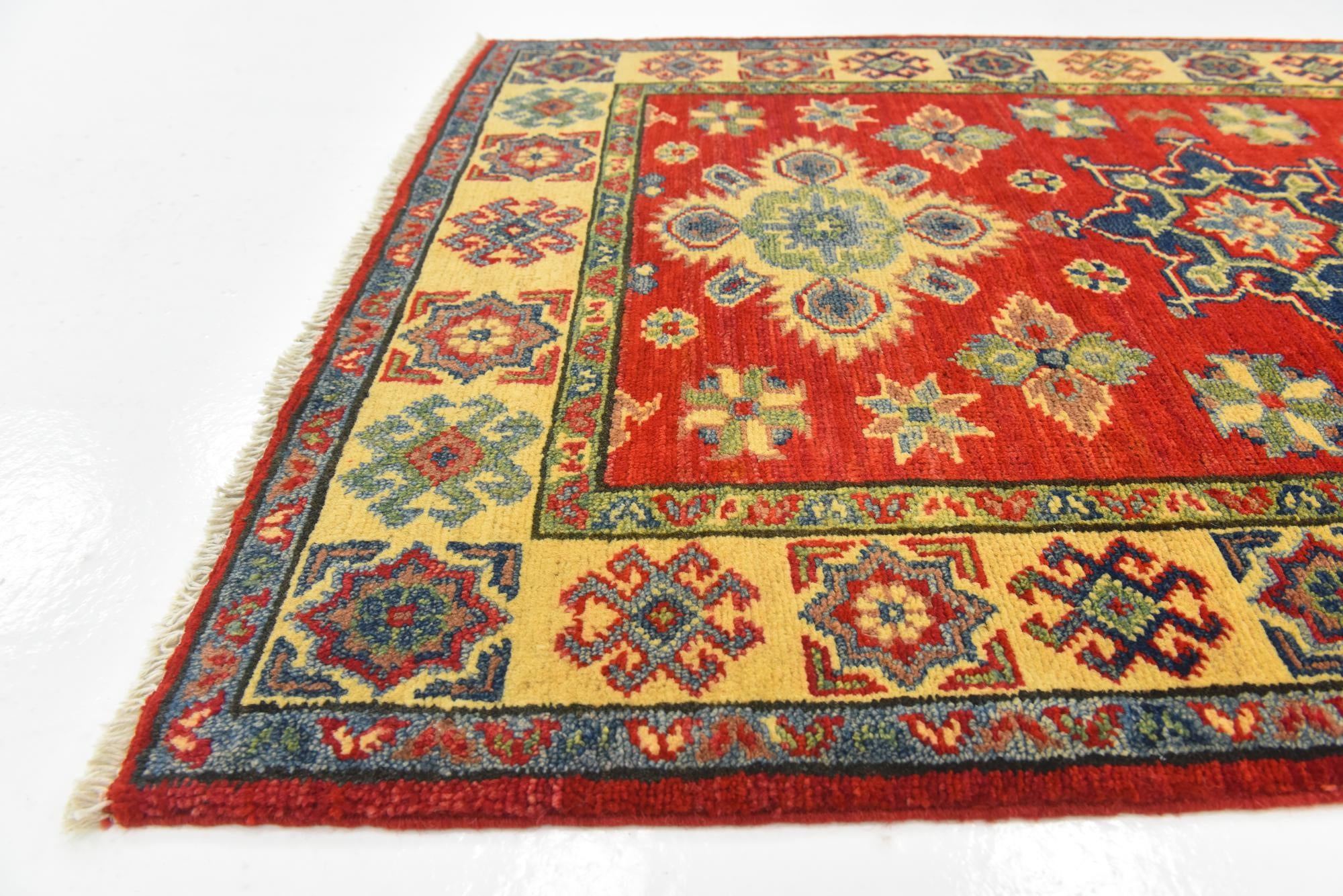 2' 7 x 4' 1 Hand Knotted Kazak Rug