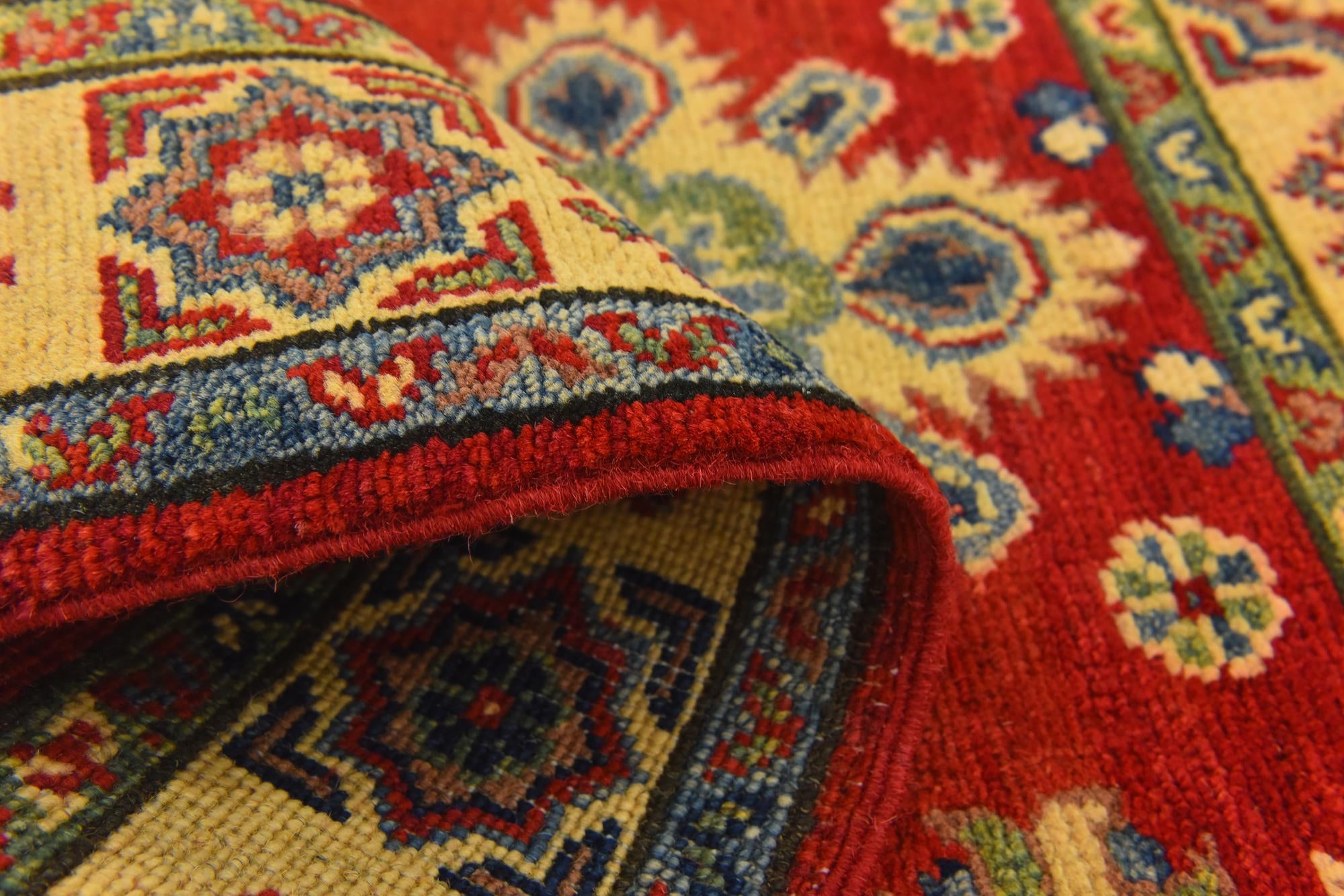2' 7 x 4' 1 Hand Knotted Kazak Rug