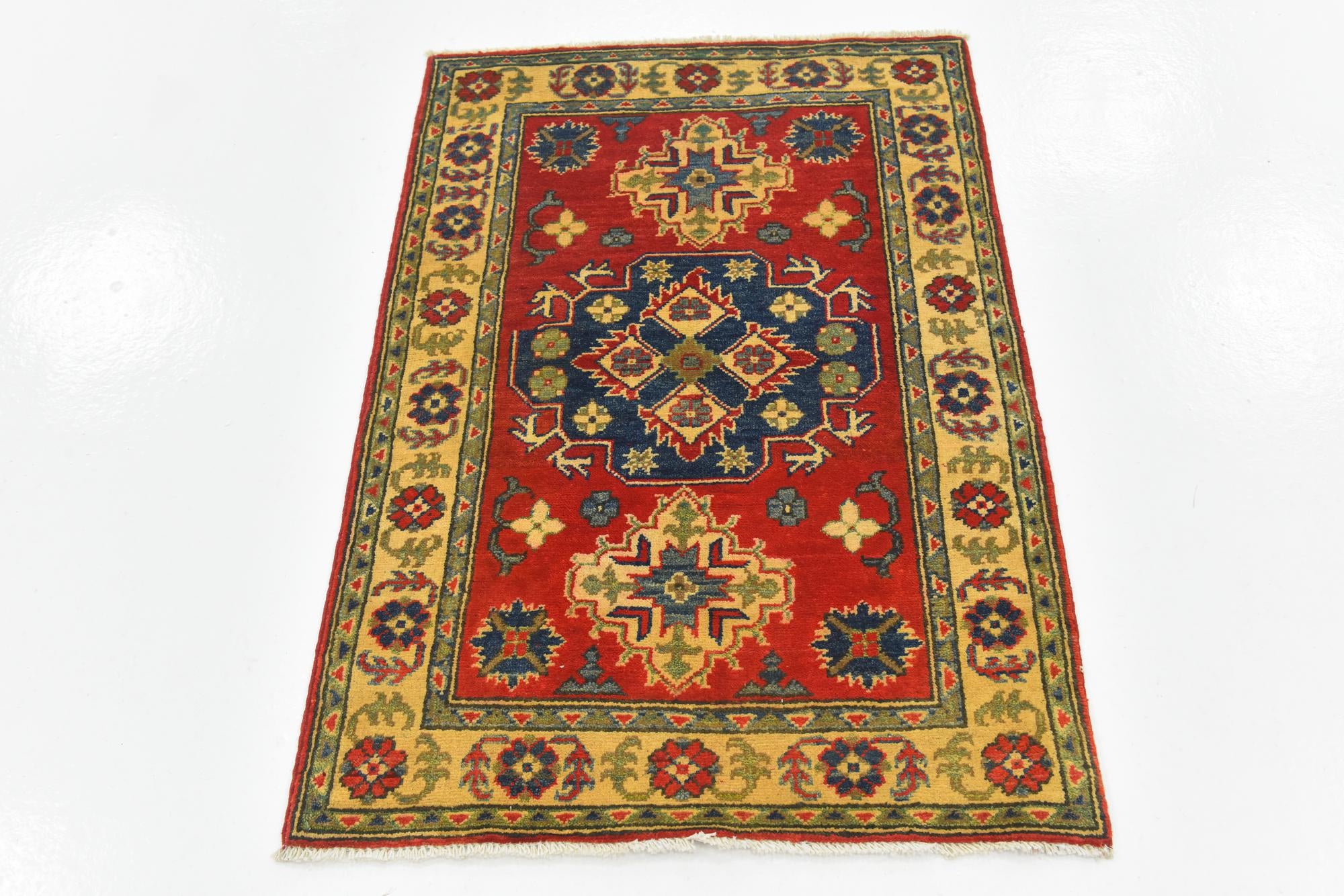2' 8 x 4' Hand Knotted Kazak Rug