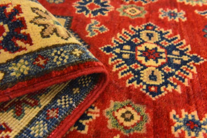 2' 8 x 4' 3 Hand Knotted Kazak Rug