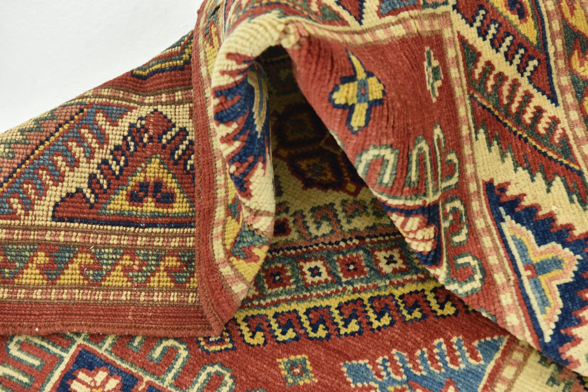 2' 9 x 4' Hand Knotted Kazak Rug