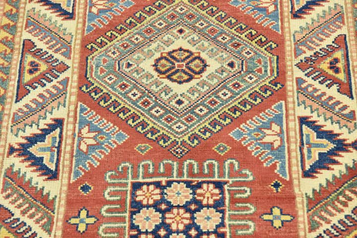 2' 9 x 4' Hand Knotted Kazak Rug