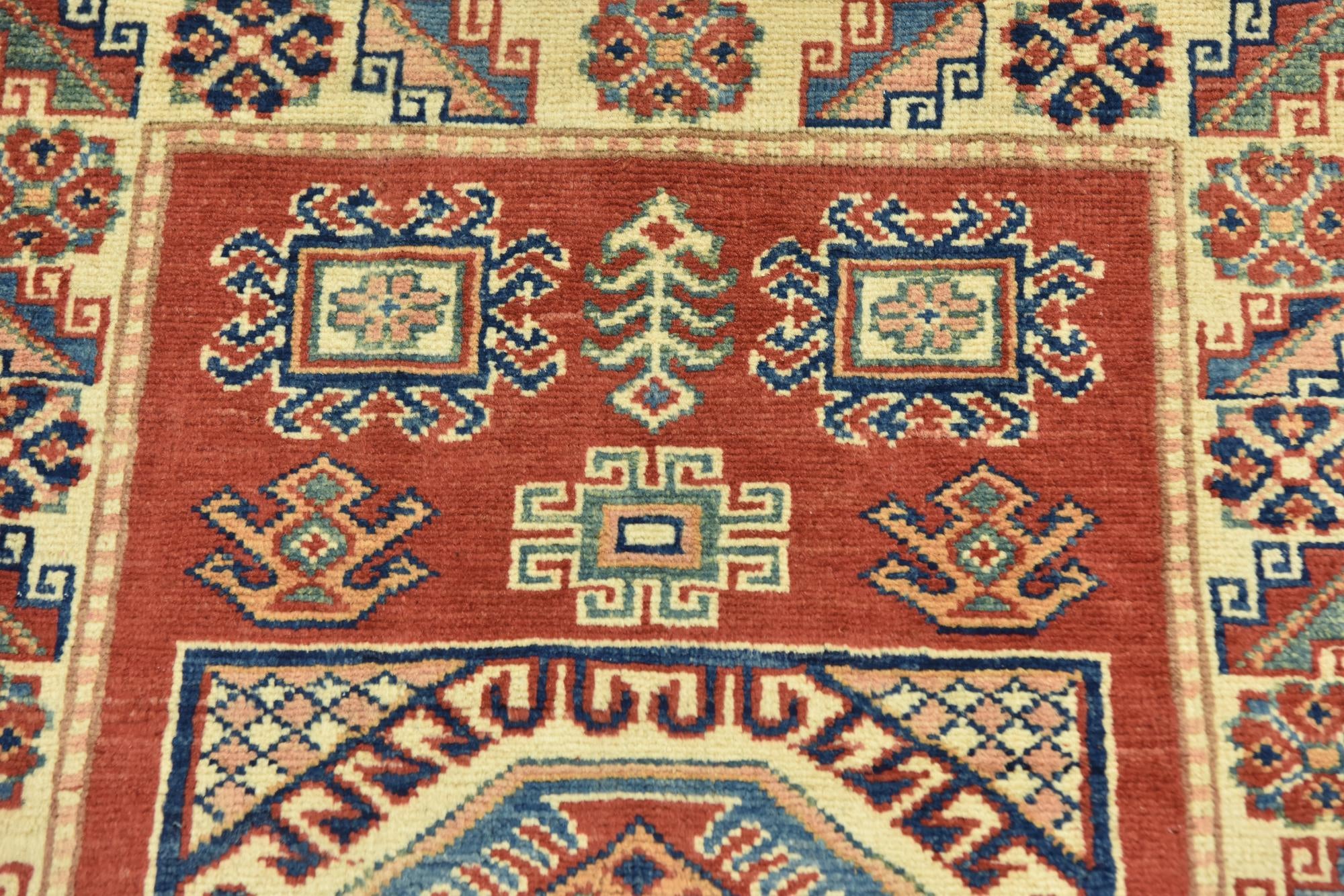 2' 9 x 3' 10 Hand Knotted Kazak Rug