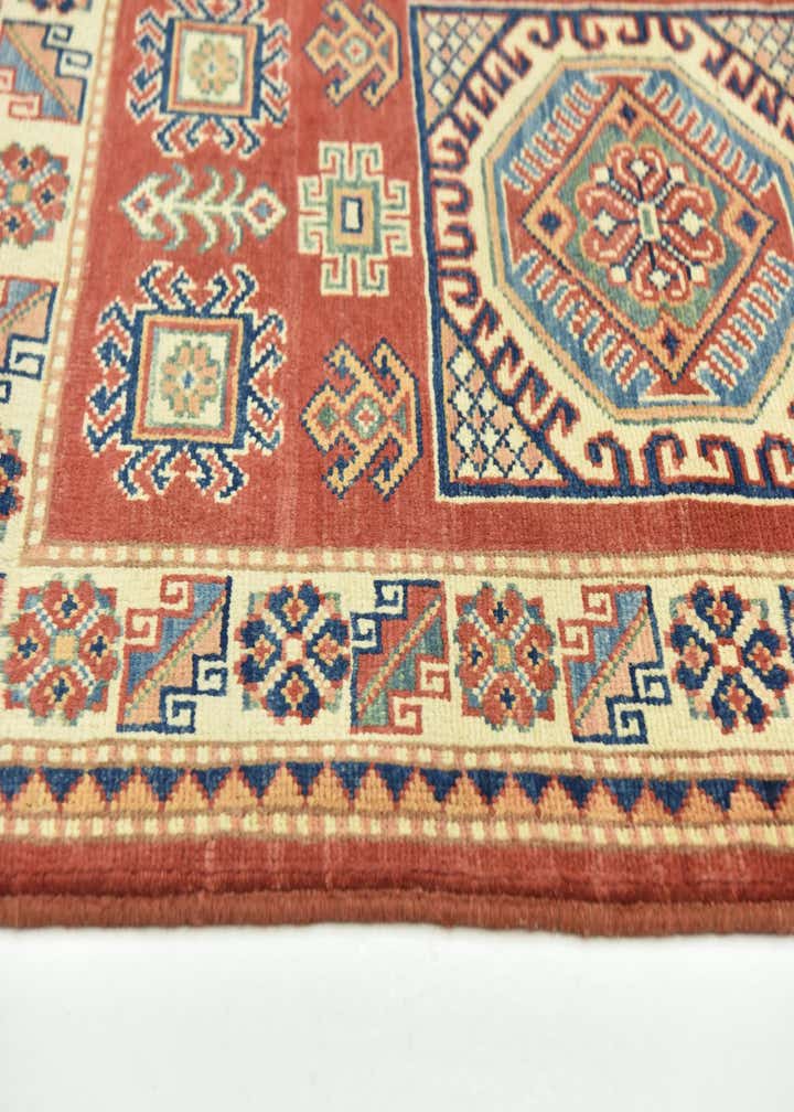 2' 9 x 3' 10 Hand Knotted Kazak Rug
