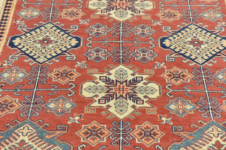 Detail image of 5' 10 x 8' 9 Hand Knotted Kazak Rug