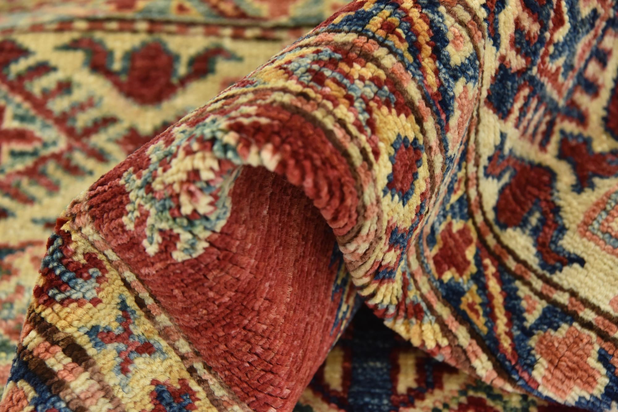 7' 1 x 9' 9 Hand Knotted Kazak Rug