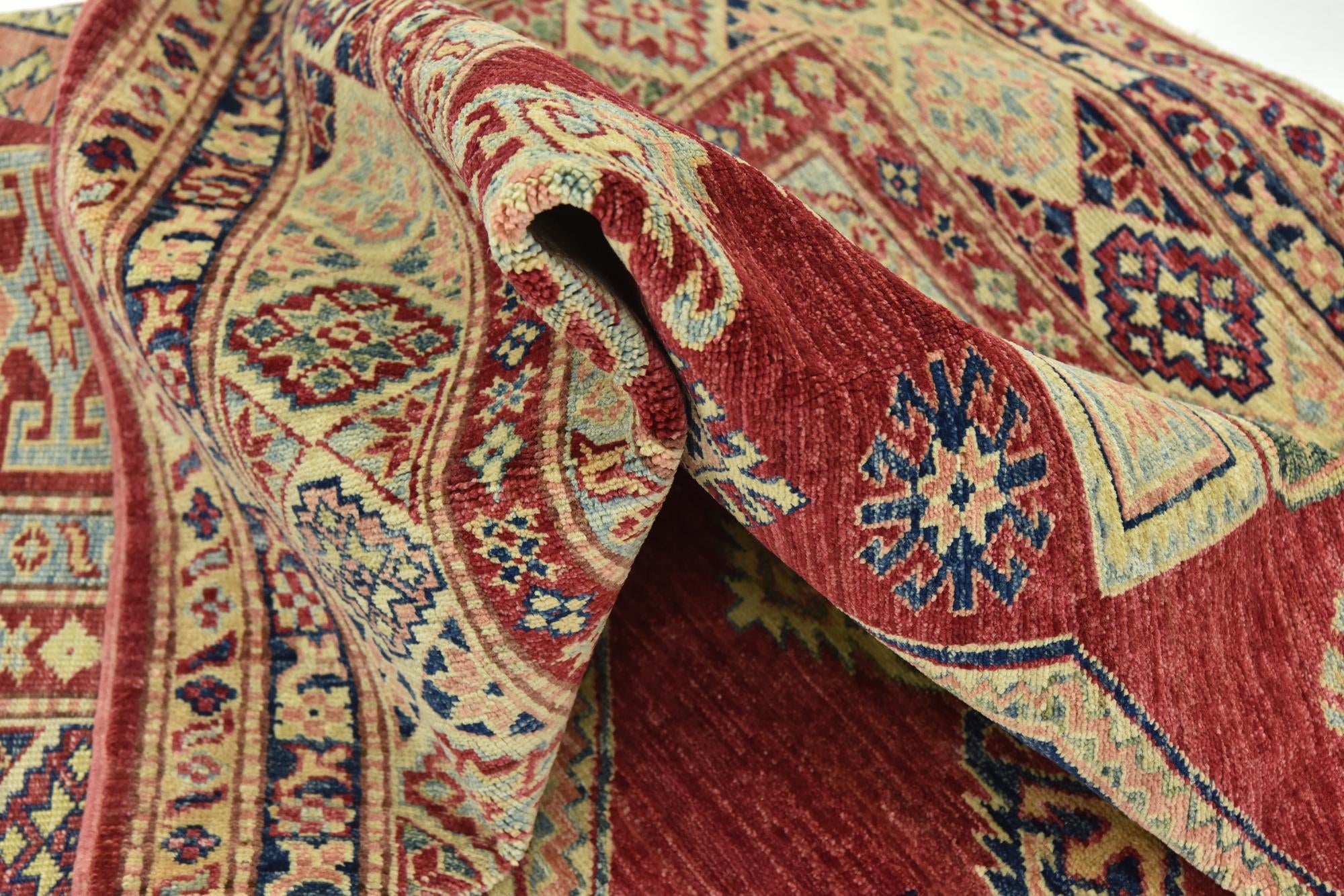 6' 9 x 9' 3 Hand Knotted Kazak Oriental Rug