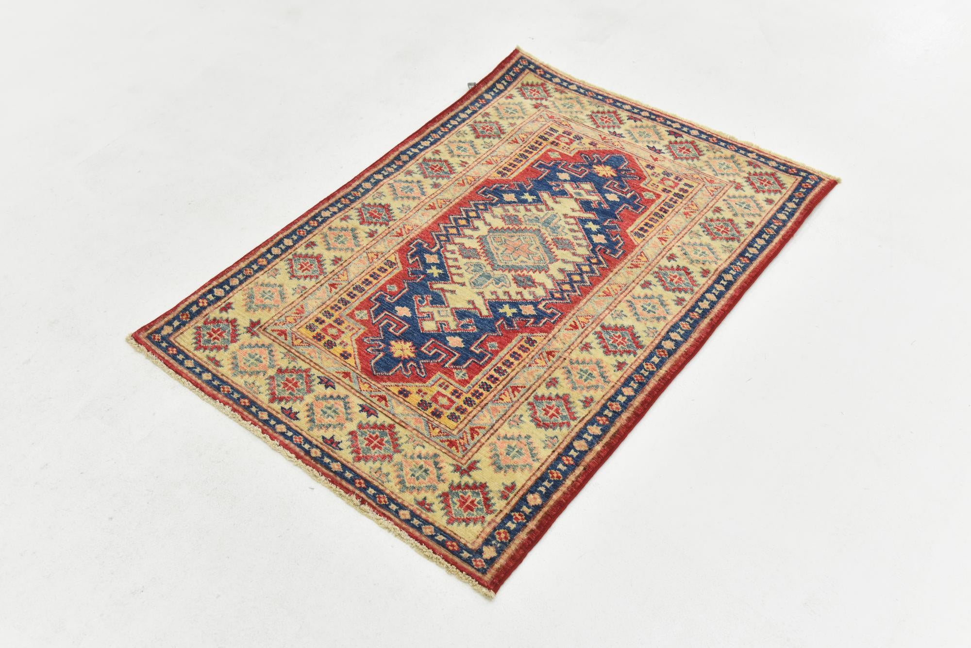 2' 9 x 4' Hand Knotted Kazak Oriental Rug