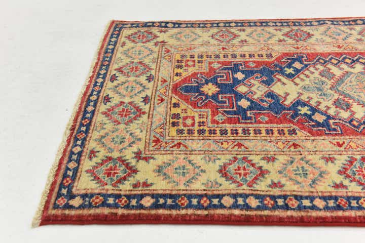 2' 9 x 4' Hand Knotted Kazak Oriental Rug