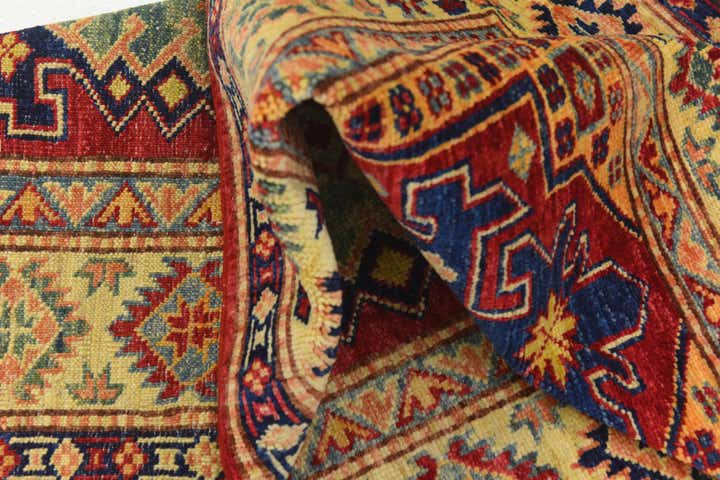 2' 8 x 4' Hand Knotted Kazak Rug