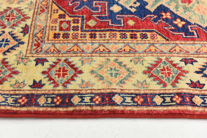2' 8 x 4' Hand Knotted Kazak Rug