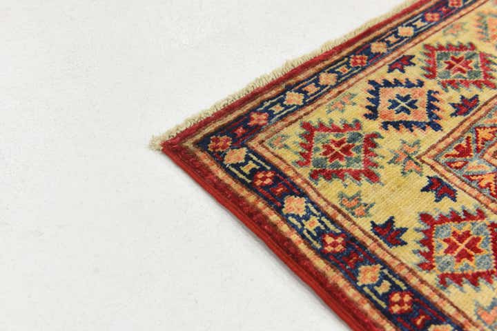 2' 8 x 4' Hand Knotted Kazak Rug