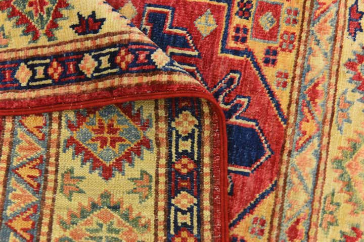 2' 8 x 4' Hand Knotted Kazak Rug