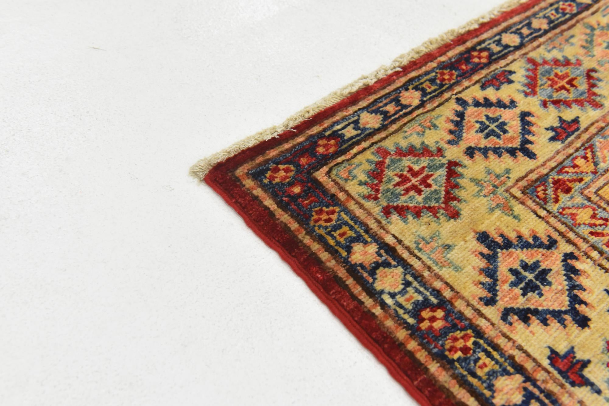 2' 10 x 4' 2 Hand Knotted Kazak Oriental Rug