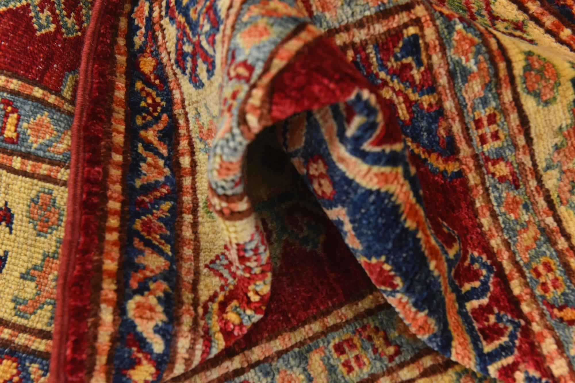 2' 9 x 4' Hand Knotted Kazak Rug