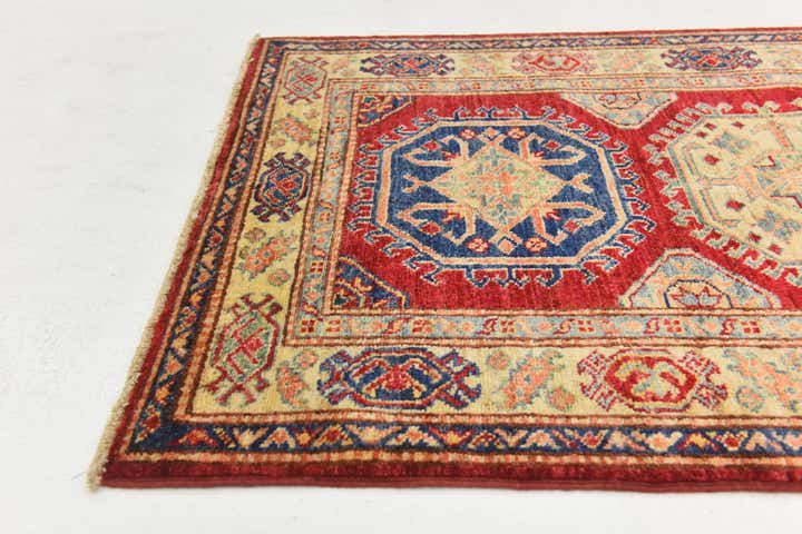 2' 9 x 4' Hand Knotted Kazak Rug