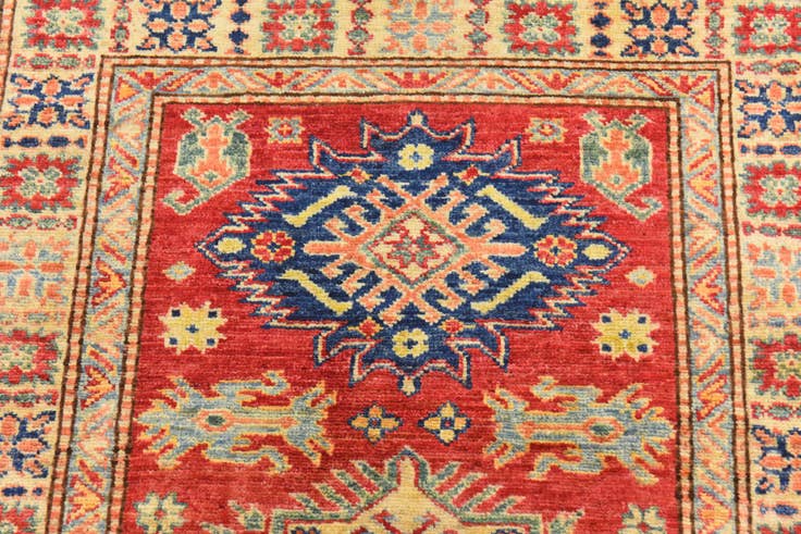 Detail image of 2' 8 x 4' Hand Knotted Kazak Oriental Rug