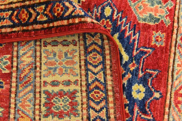 2' 8 x 4' Hand Knotted Kazak Oriental Rug