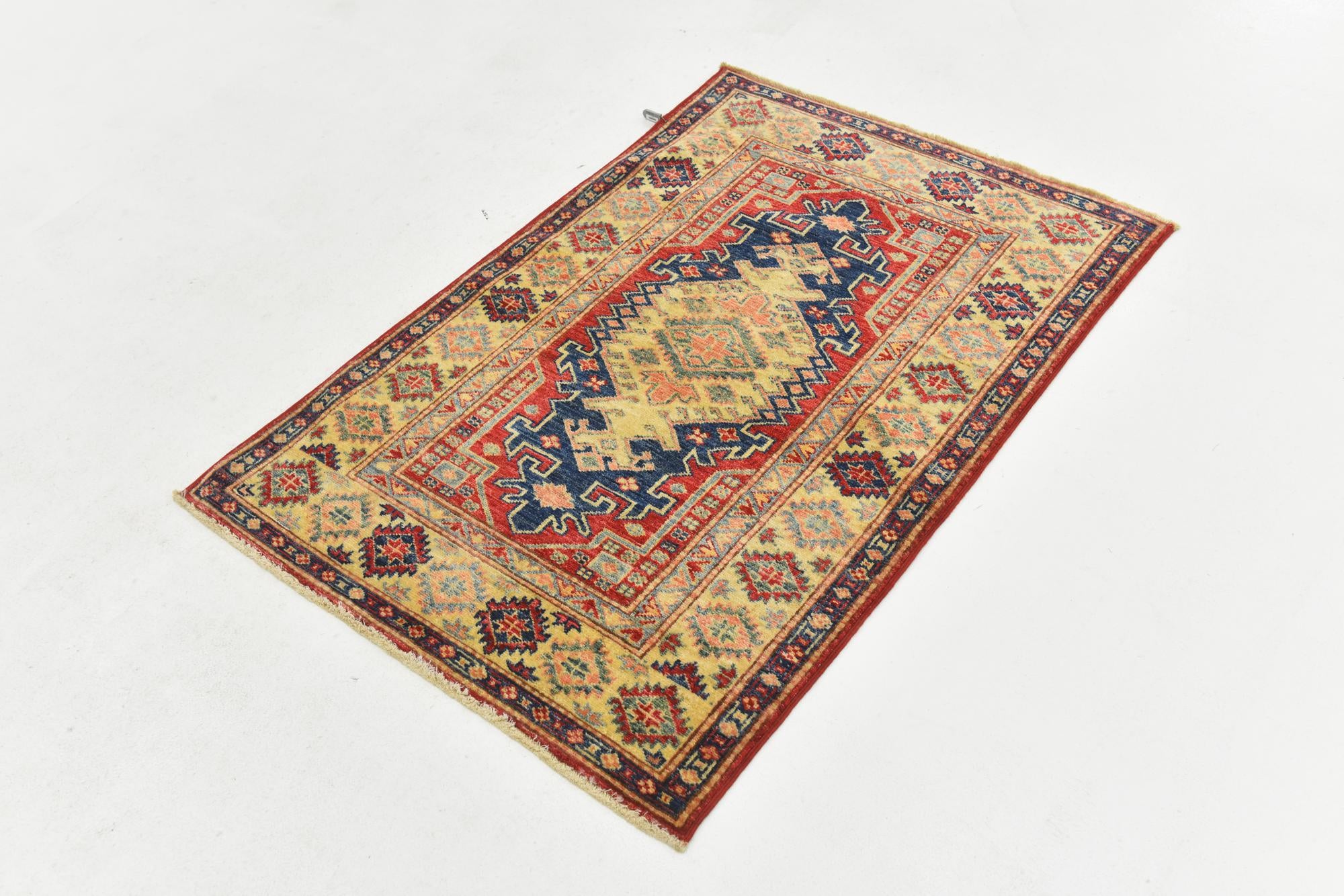 2' 8 x 4' Hand Knotted Kazak Oriental Rug