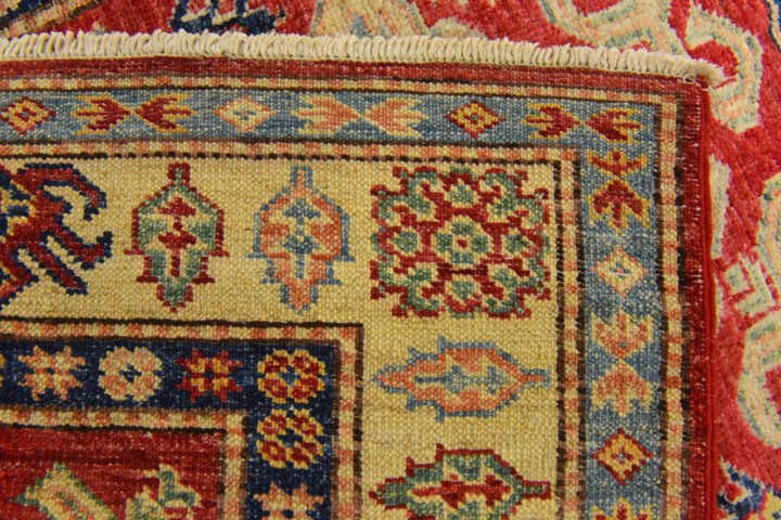 2' 9 x 3' 10 Hand Knotted Kazak Oriental Rug