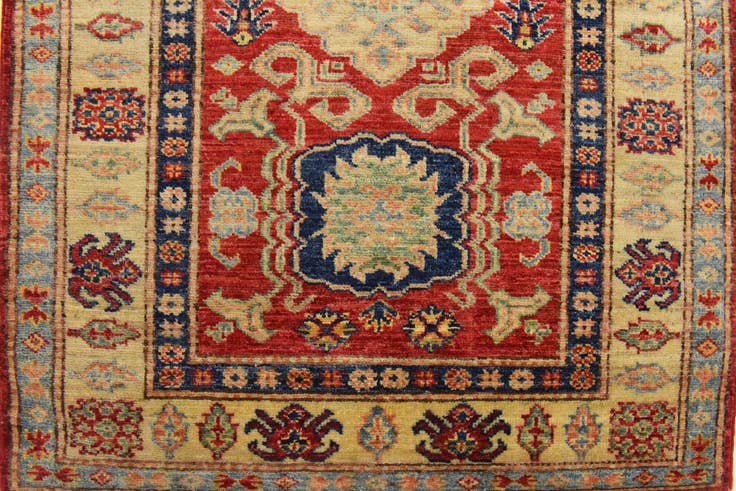 Detail image of 2' 9 x 3' 10 Hand Knotted Kazak Oriental Rug