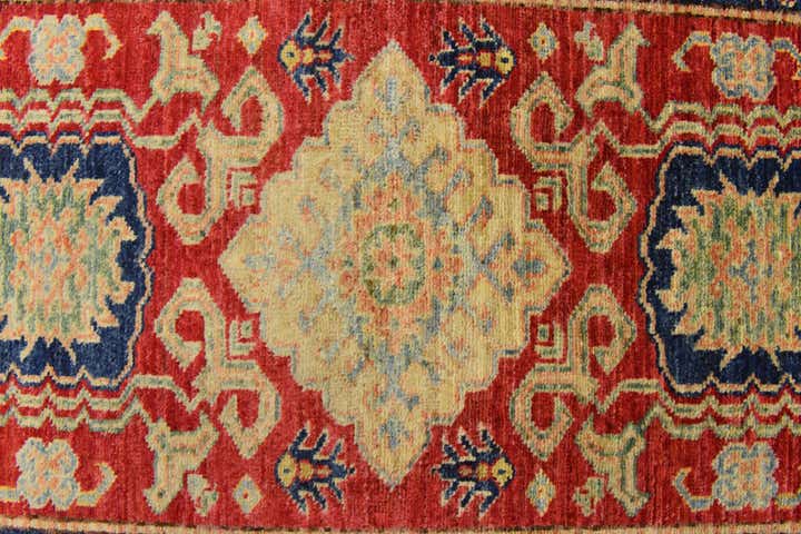 2' 9 x 3' 10 Hand Knotted Kazak Oriental Rug