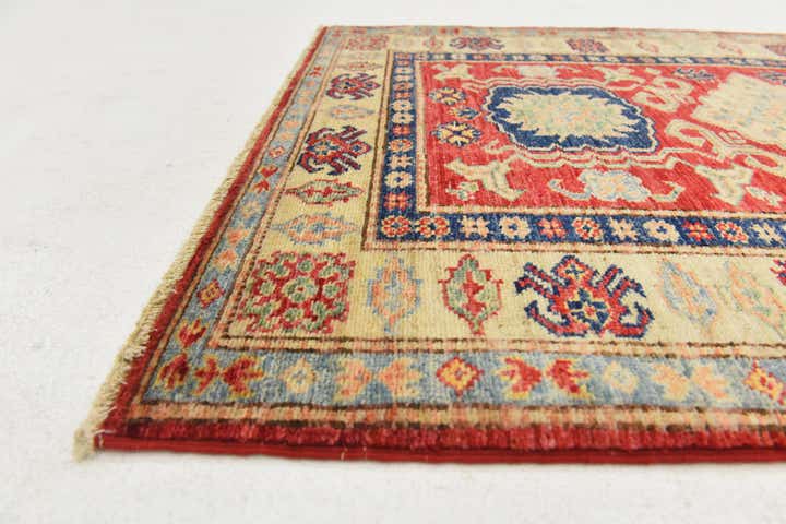 2' 9 x 3' 10 Hand Knotted Kazak Oriental Rug