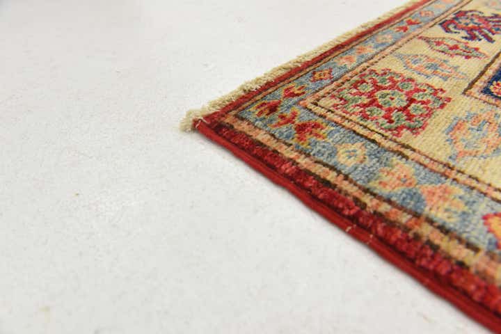 2' 9 x 3' 10 Hand Knotted Kazak Oriental Rug