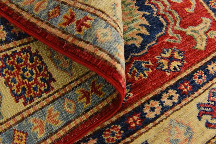 2' 9 x 3' 10 Hand Knotted Kazak Oriental Rug