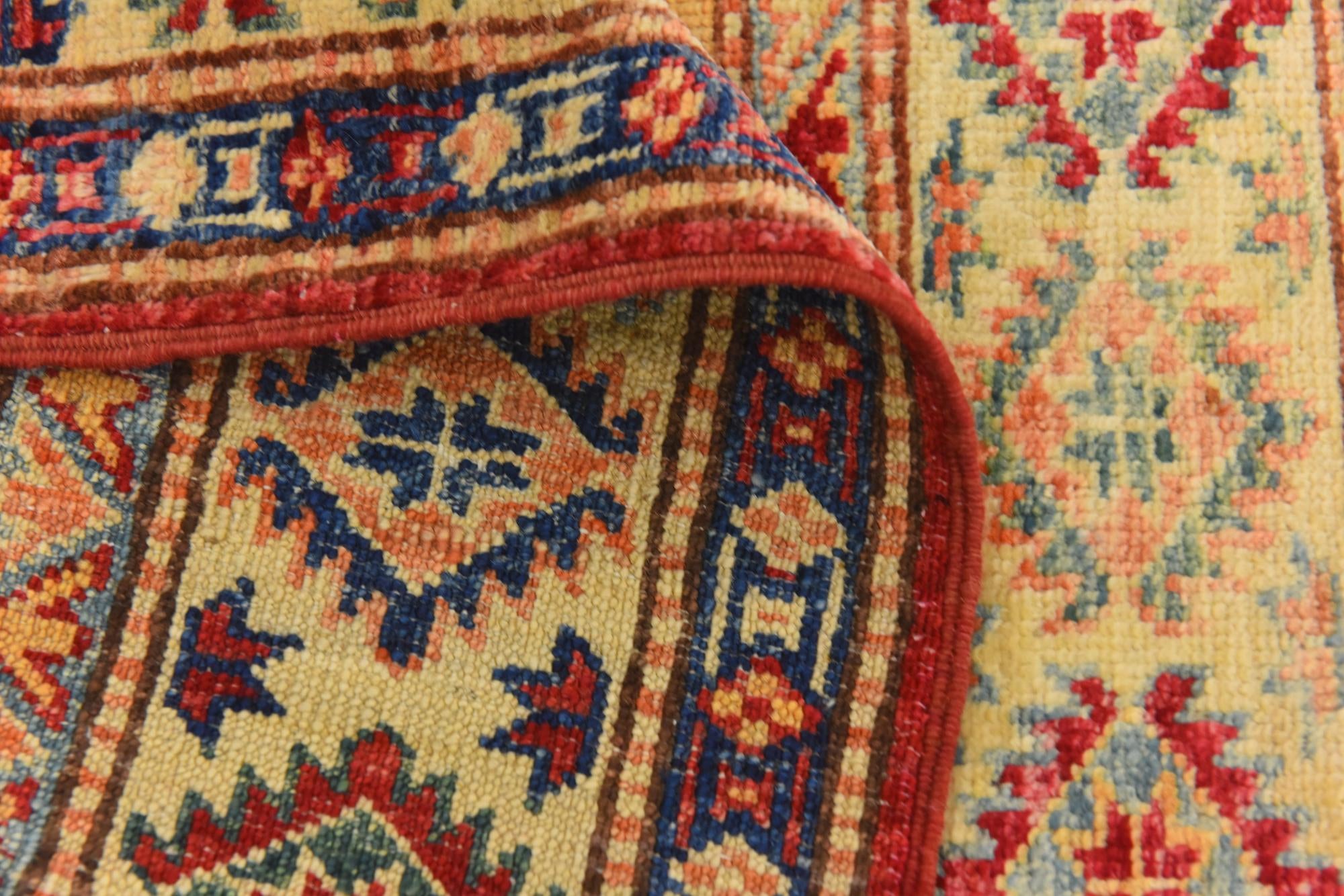 2' 10 x 4' 1 Hand Knotted Kazak Oriental Rug