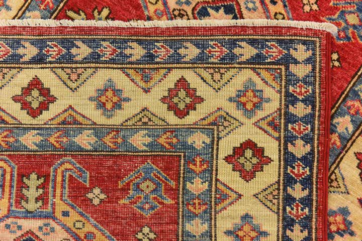 2' 7 x 3' 9 Hand Knotted Kazak Oriental Rug