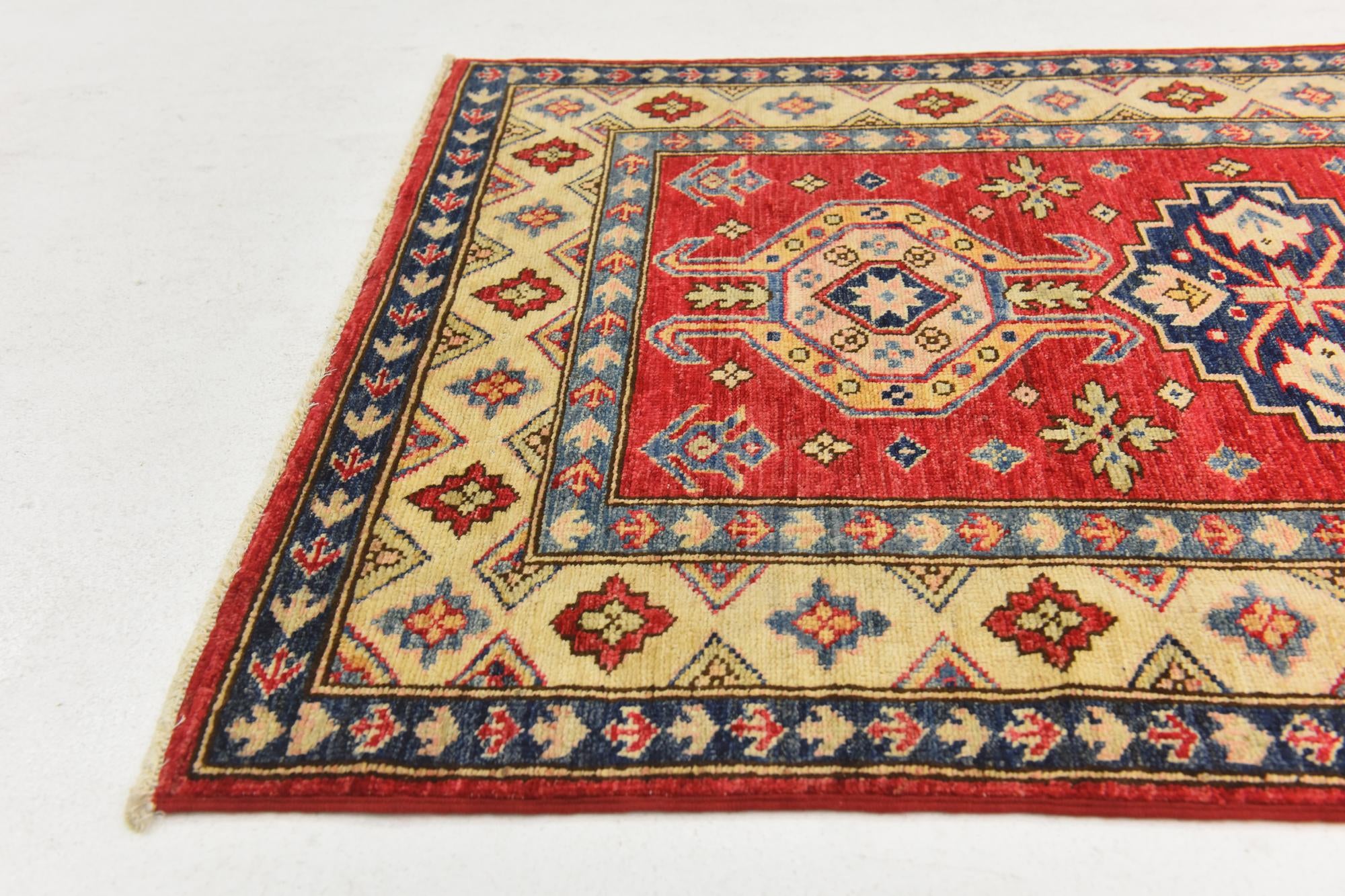 2' 7 x 3' 9 Hand Knotted Kazak Oriental Rug
