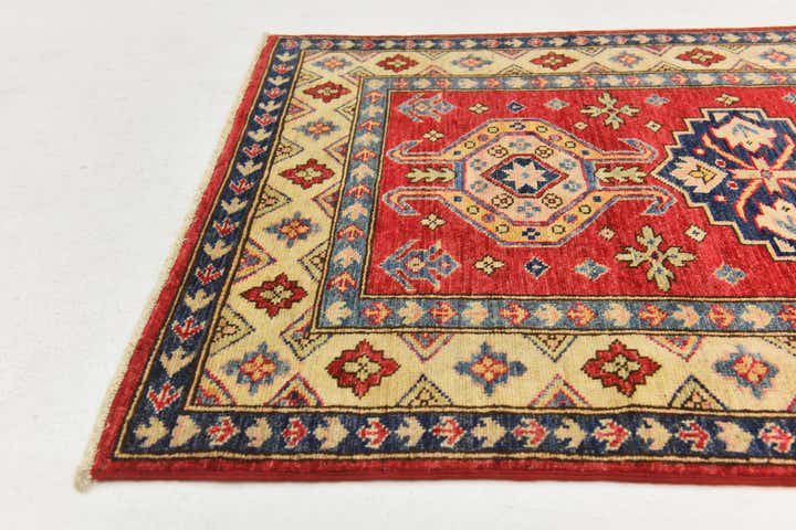 2' 7 x 3' 9 Hand Knotted Kazak Oriental Rug
