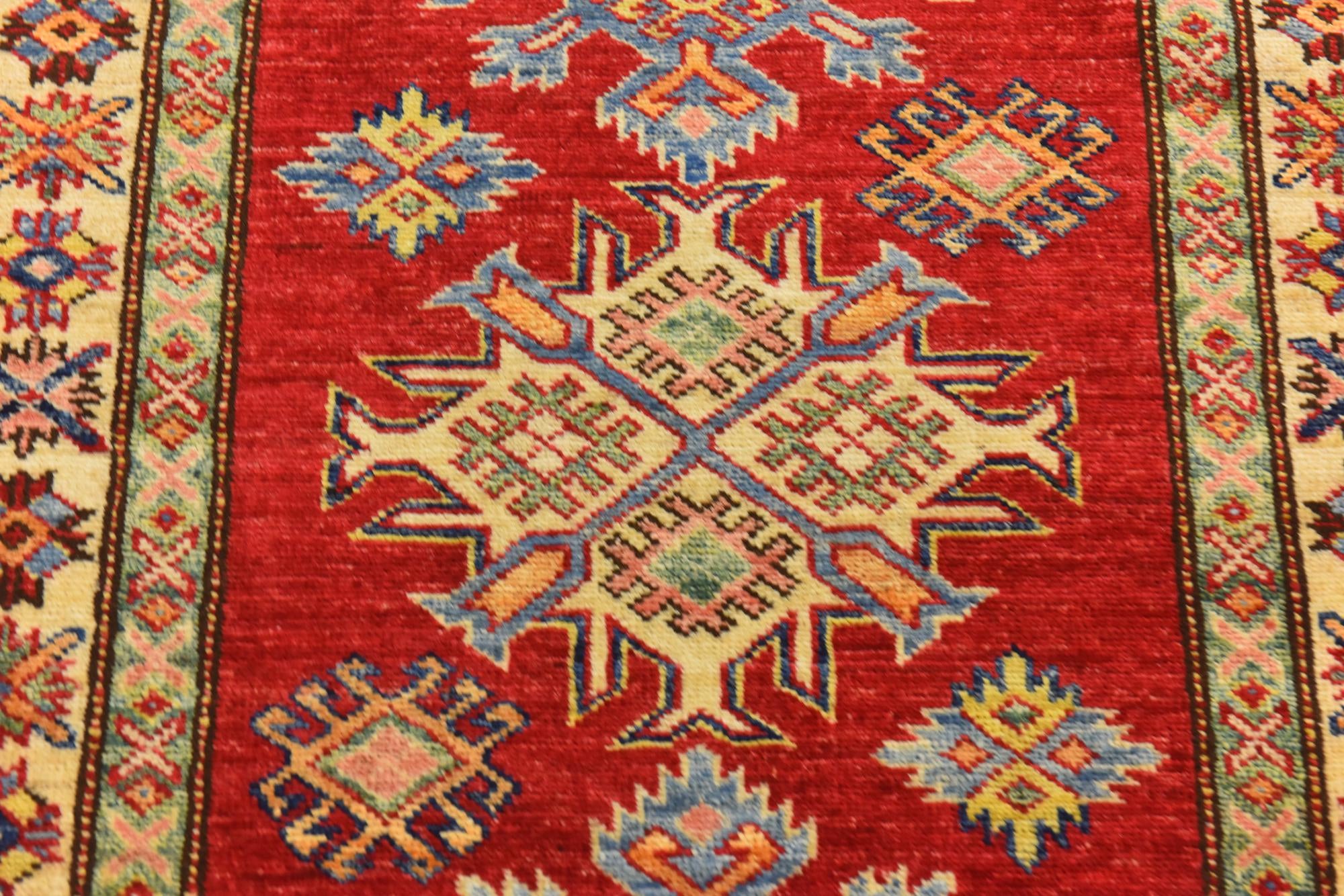 2' 9 x 4' Hand Knotted Kazak Oriental Rug