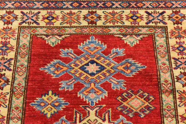 2' 9 x 4' Hand Knotted Kazak Oriental Rug