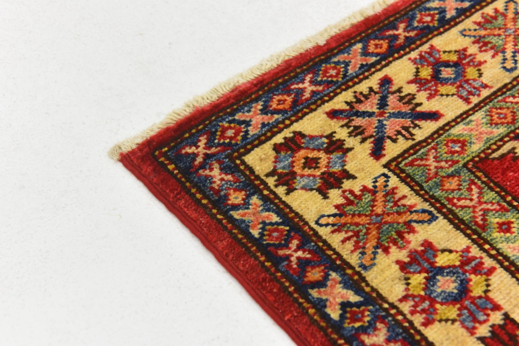 2' 9 x 4' Hand Knotted Kazak Oriental Rug