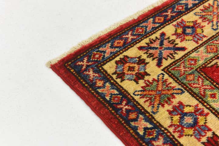 2' 9 x 4' Hand Knotted Kazak Oriental Rug