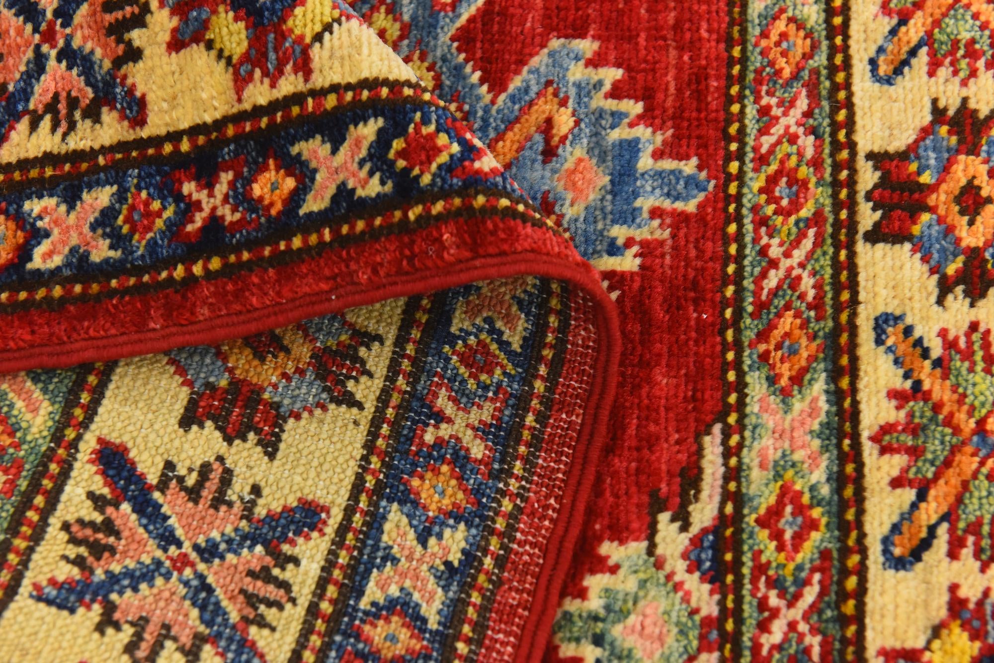 2' 9 x 4' Hand Knotted Kazak Oriental Rug