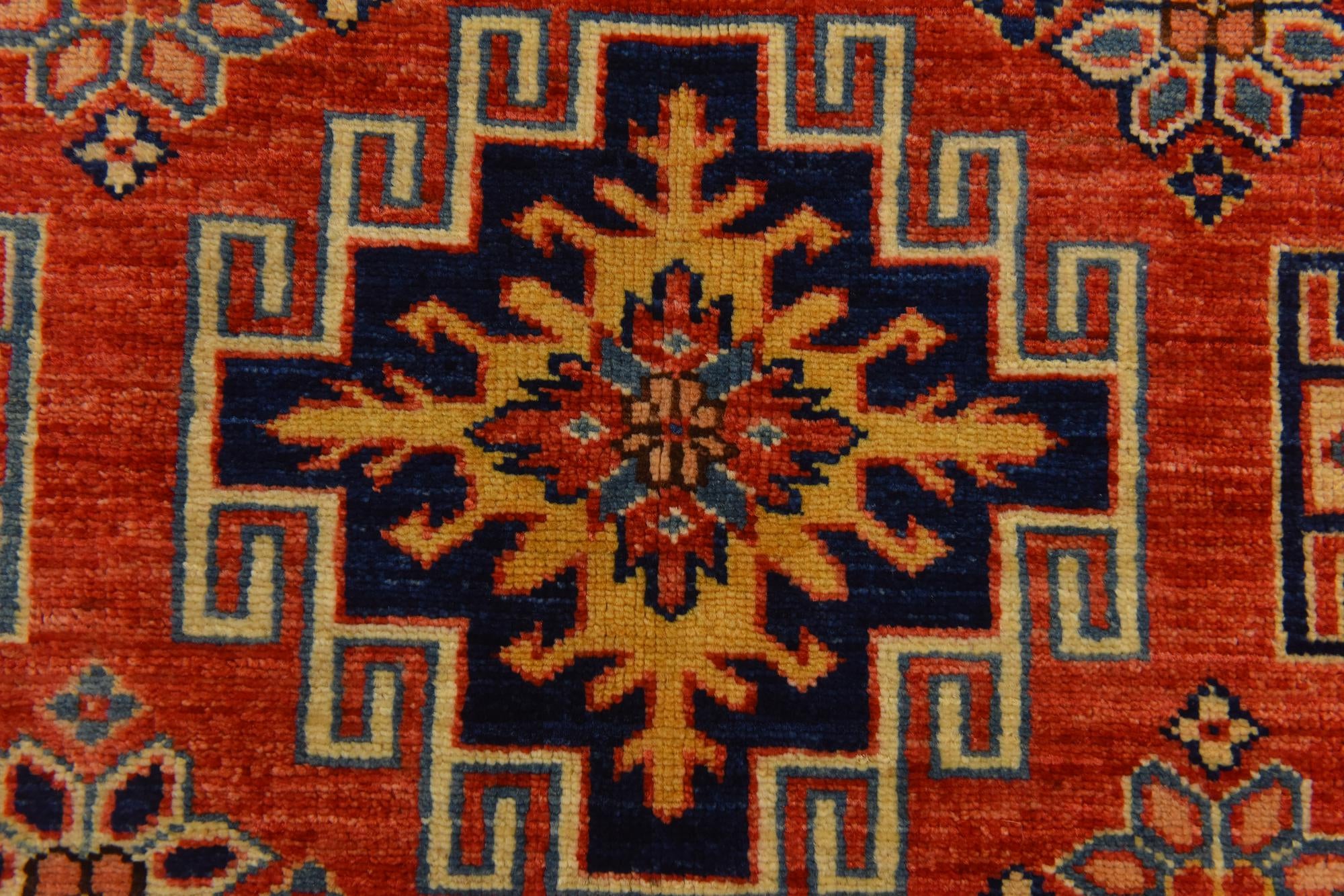 170cm x 235cm anudado a mano Kazak Alfombra Oriental